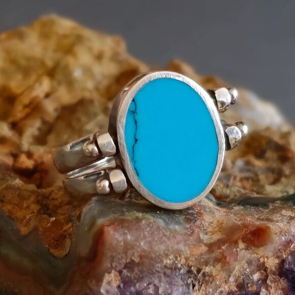 Sterling Silver Reversible Inlay Set Oval Red Coral & Turquoise Ring Size 7.75 - Picture 2 of 15